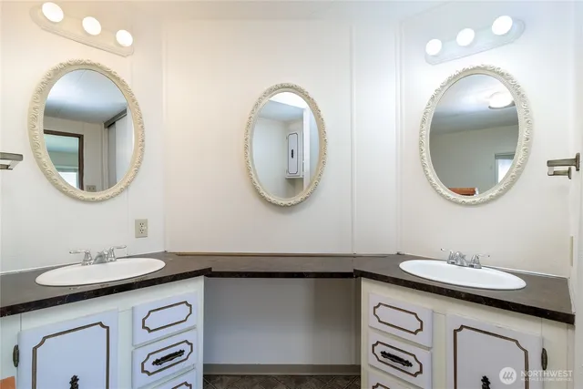 $99,900 | 826 Southeast Scenic View Drive, College Place, WA 99324