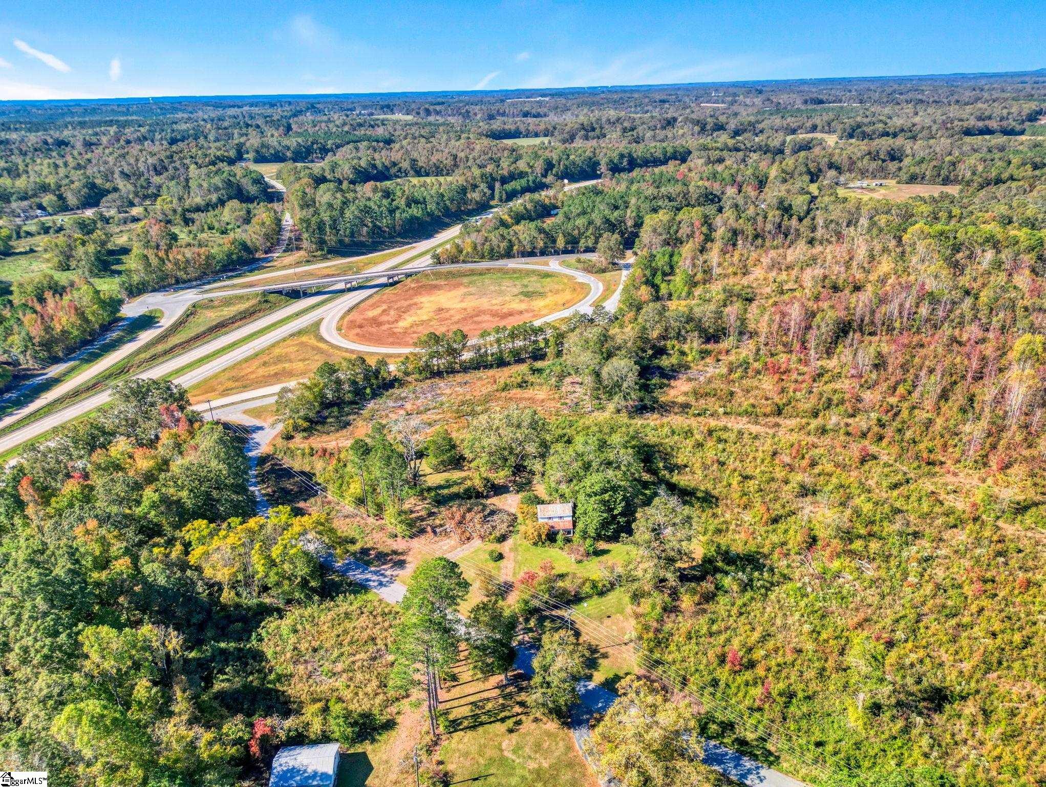 97 Poole Road Clinton, SC 29325 - Photo 3 of 20