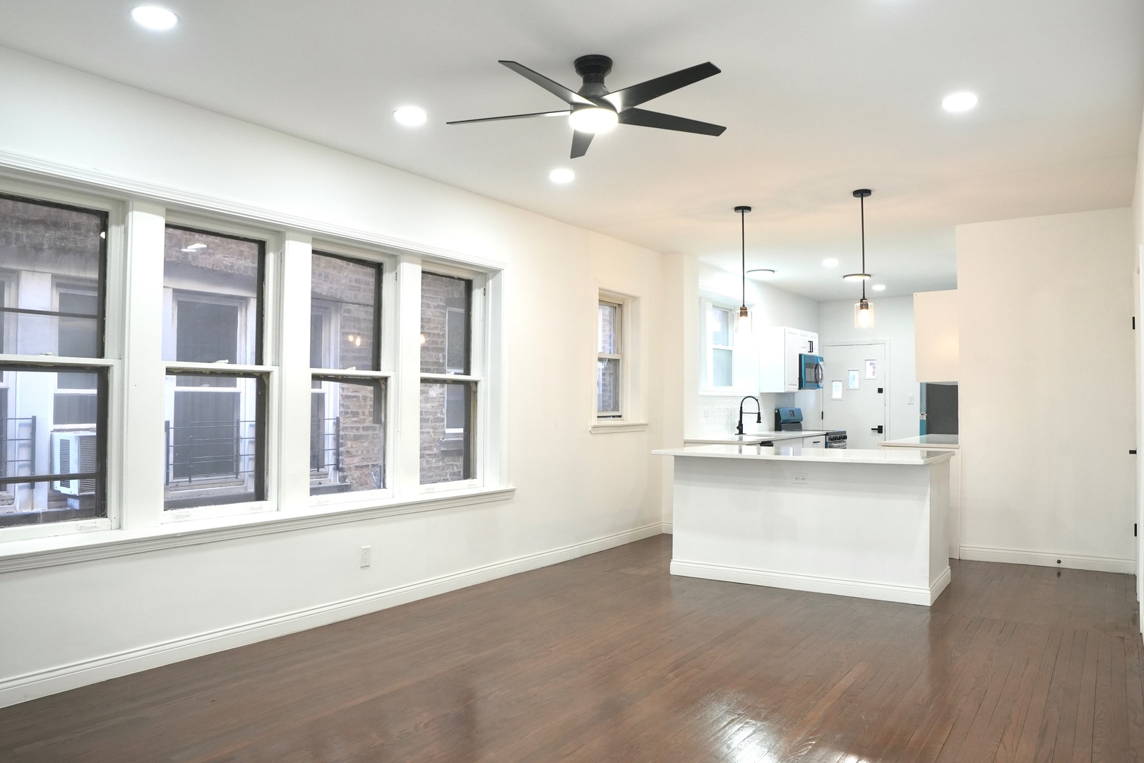 8040 South Rhodes Avenue Chicago, IL 60619 - Photo 16 of 19