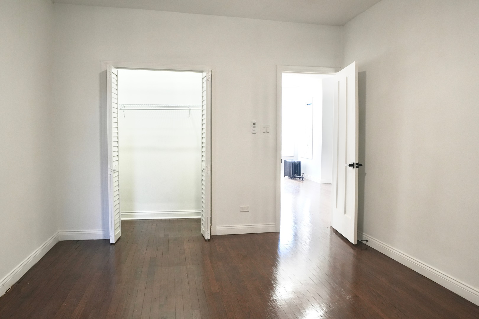 8040 South Rhodes Avenue Chicago, IL 60619 - Photo 9 of 19