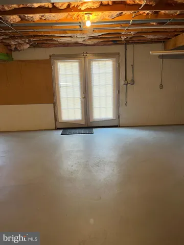 a view of outdoor space yard and front view of a house