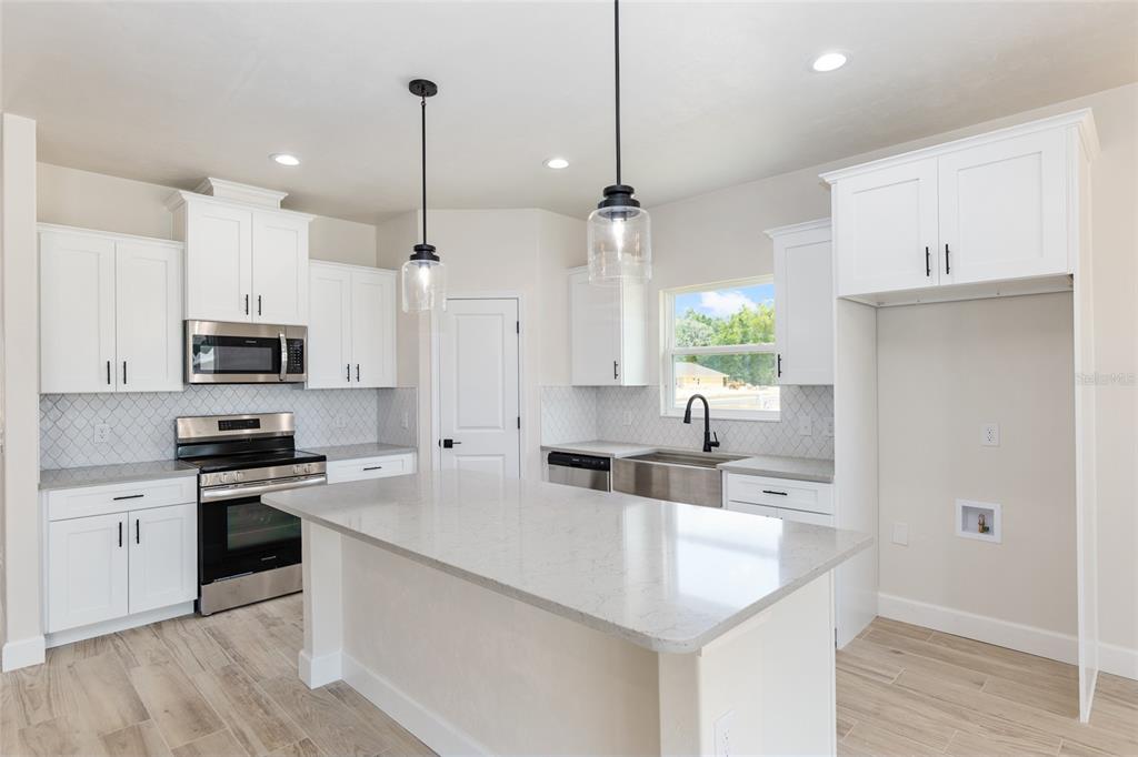 6687 Southwest 11th Lane Gainesville, FL 32607 - Photo 15 of 69 Gallery Image 15