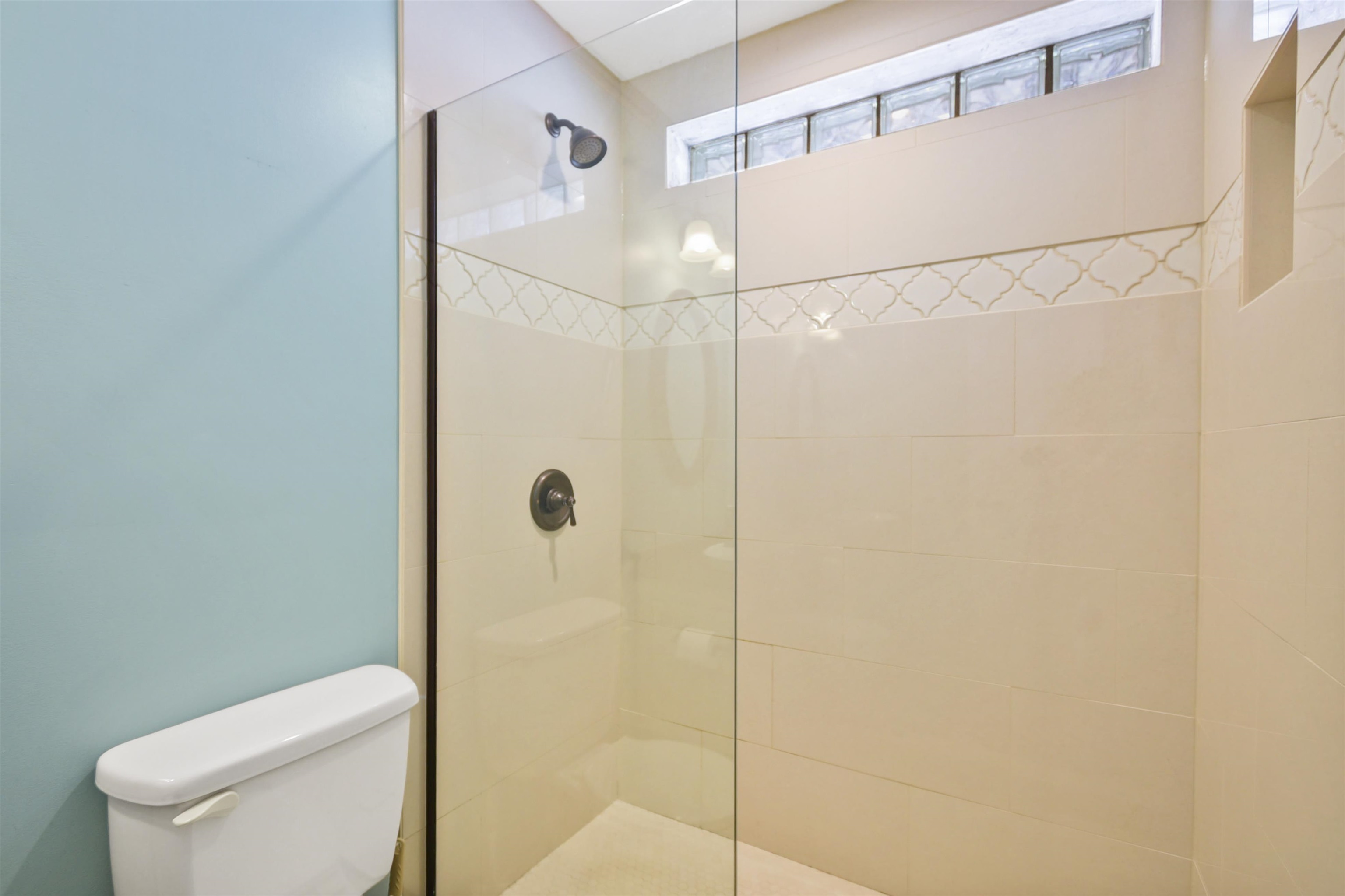 420 Bay Point Way North St. Johns, FL 32259 - Photo 36 of 37 Full bathroom with a walk in shower