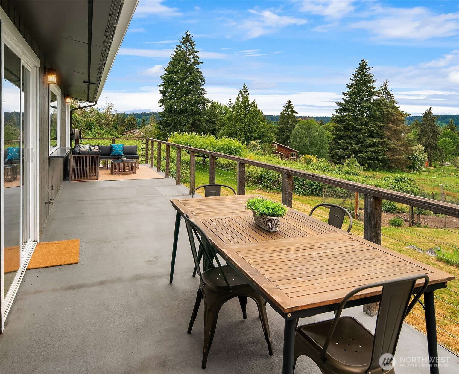 9600 Southwest 268th Street Vashon, WA 98070 - Photo 14 of 40