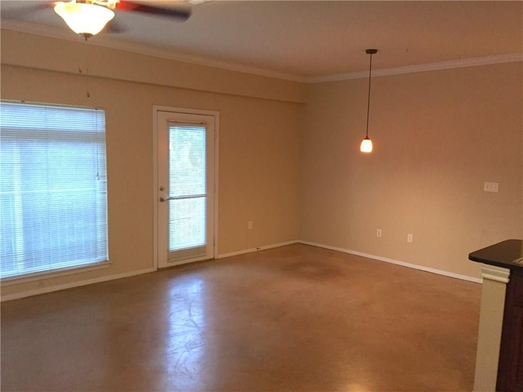 910 West 25th Street, Unit 307 Austin, TX 78705 - Photo 6 of 9