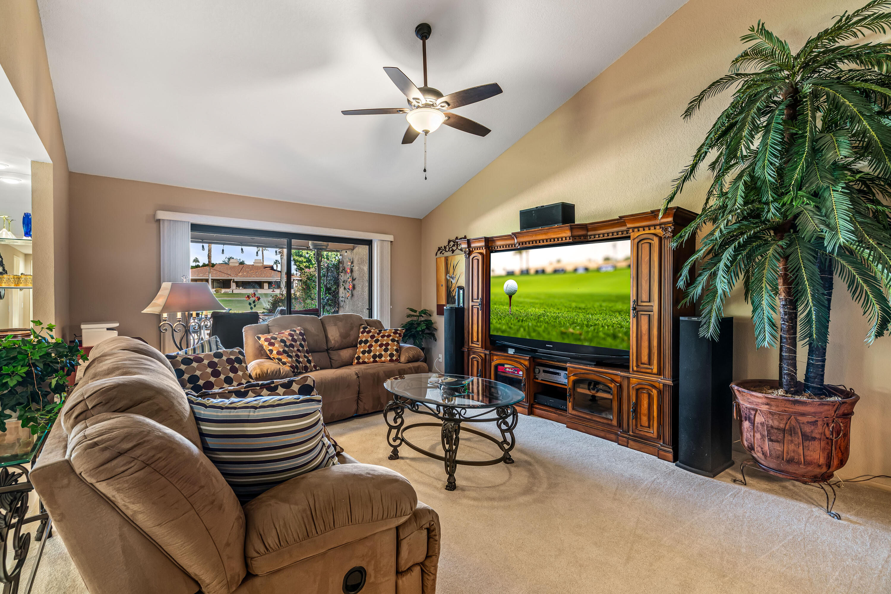 43 Maximo Way Palm Desert, CA 92260 - Photo 6 of 28 IMG-11