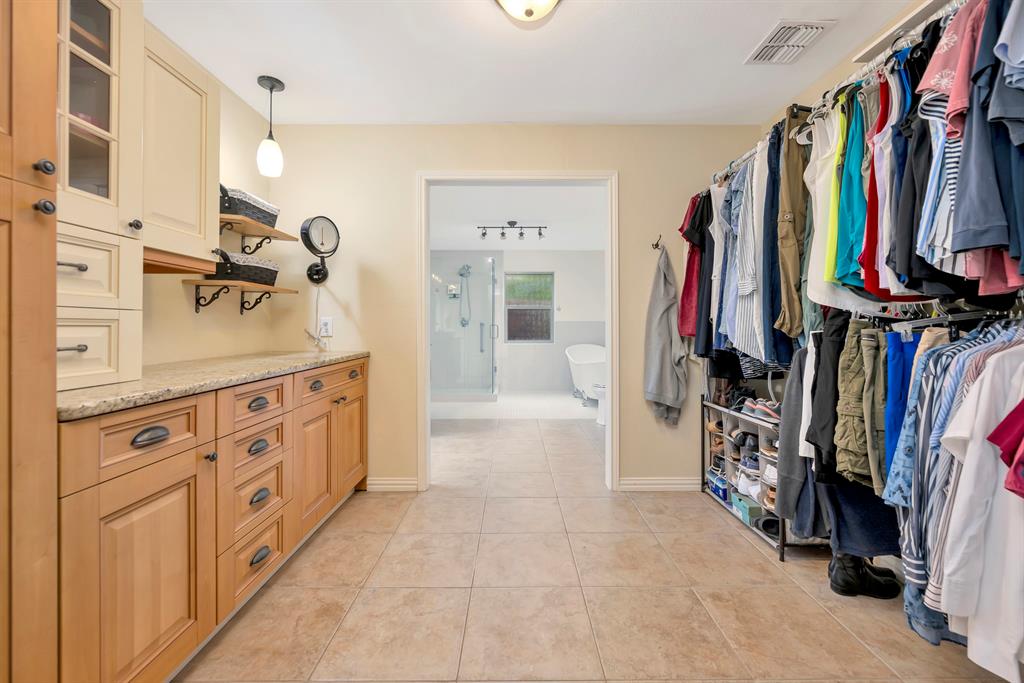 26 Rancho Drive Fort Worth, TX 76244 - Photo 5 of 40