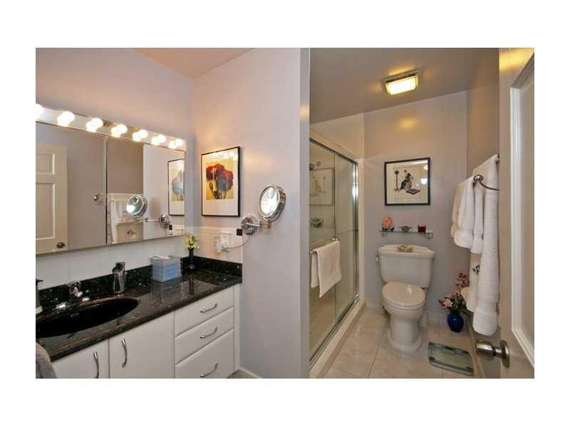 19976 Mona Circle, Unit 19976 Boca Raton, FL 33434 - Photo 13 of 22 Bathroom Master