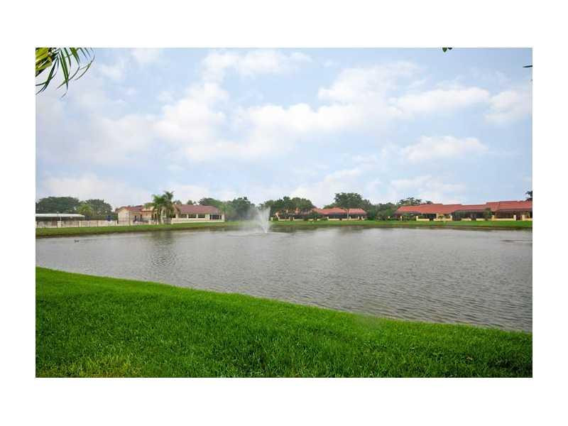 19976 Mona Circle, Unit 19976 Boca Raton, FL 33434 - Photo 17 of 22 View