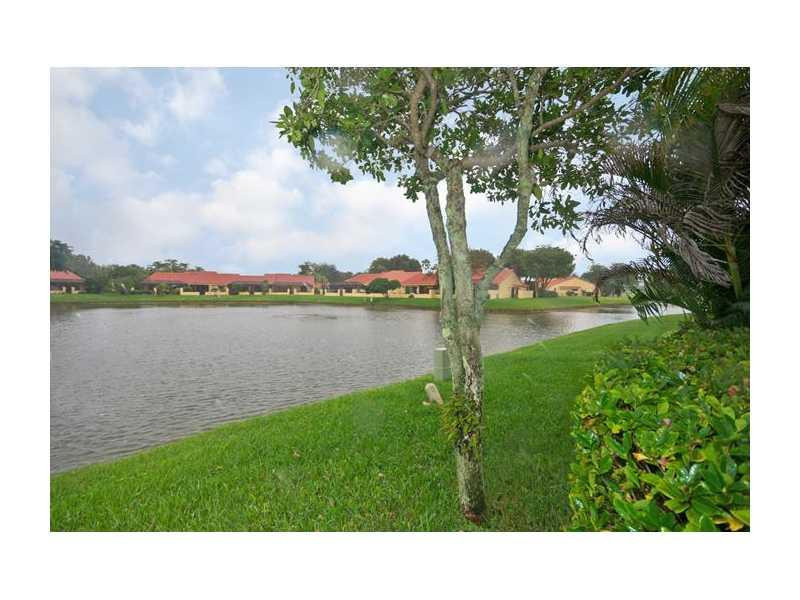19976 Mona Circle, Unit 19976 Boca Raton, FL 33434 - Photo 18 of 22 View