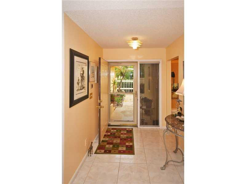 19976 Mona Circle, Unit 19976 Boca Raton, FL 33434 - Photo 3 of 22 Other