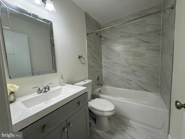 $2,750 | 6808 Cottingham Lane, Centreville, VA 20121