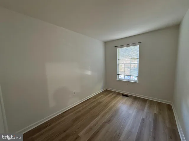 $2,750 | 6808 Cottingham Lane, Centreville, VA 20121