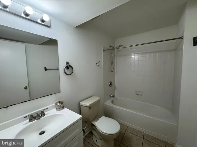 $2,750 | 6808 Cottingham Lane, Centreville, VA 20121