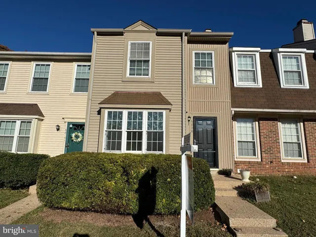 $2,750 | 6808 Cottingham Lane, Centreville, VA 20121