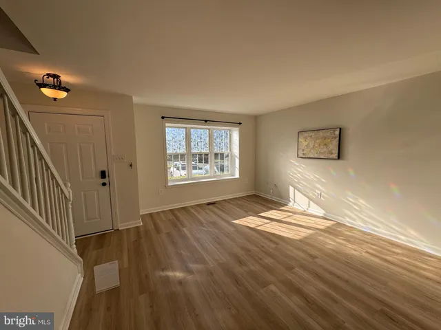 $2,750 | 6808 Cottingham Lane, Centreville, VA 20121