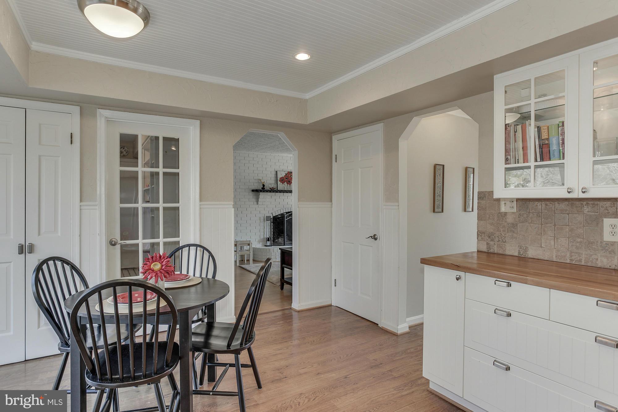 4533 Flintstone Road Alexandria, VA 22306 - Photo 13 of 30 Kitchen