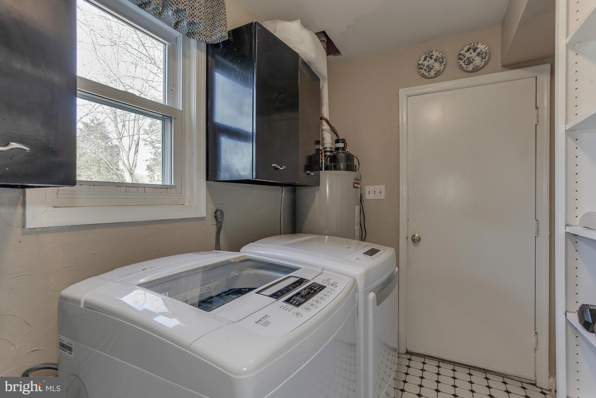4533 Flintstone Road Alexandria, VA 22306 - Photo 26 of 30 Interior (General)