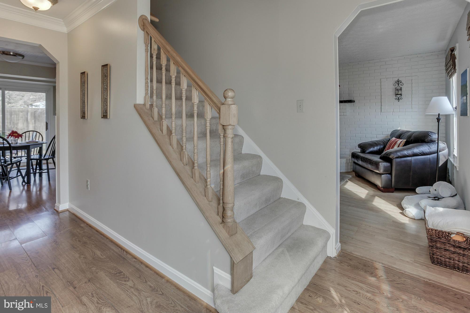 4533 Flintstone Road Alexandria, VA 22306 - Photo 4 of 30 Interior (General)