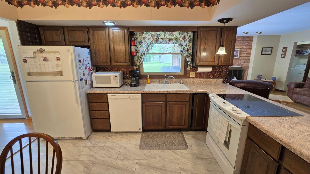 6407 Floyd Drive Springfield, OH 45502 - Photo 15 of 46