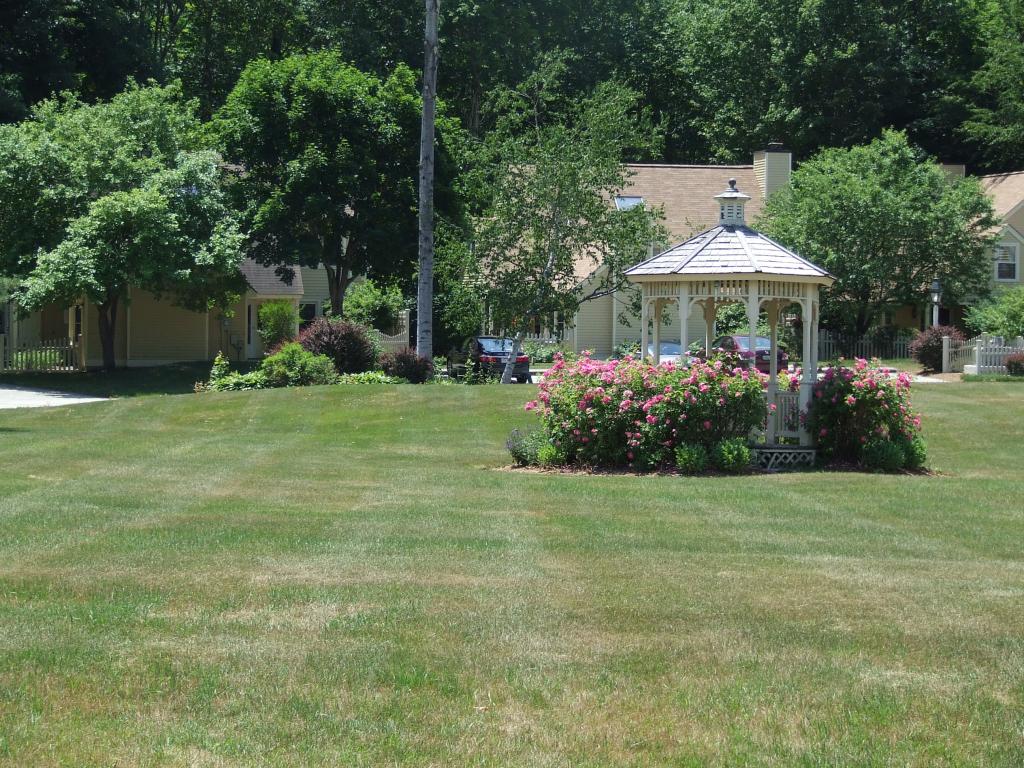 2 Farm At The New England Inn Road, Unit 2 Intervale, NH 03845 - Photo 4 of 36