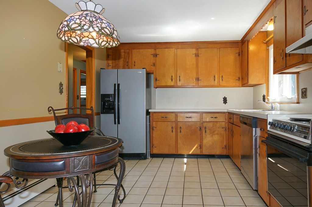 4 Revere Road Woburn, MA 01801 - Photo 4 of 20 Gallery Image 4