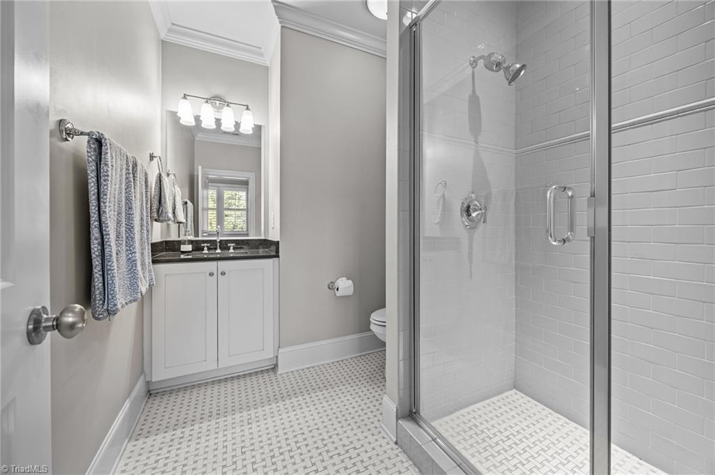 2006 Dalton Road Greensboro, NC 27408 - Photo 33 of 50