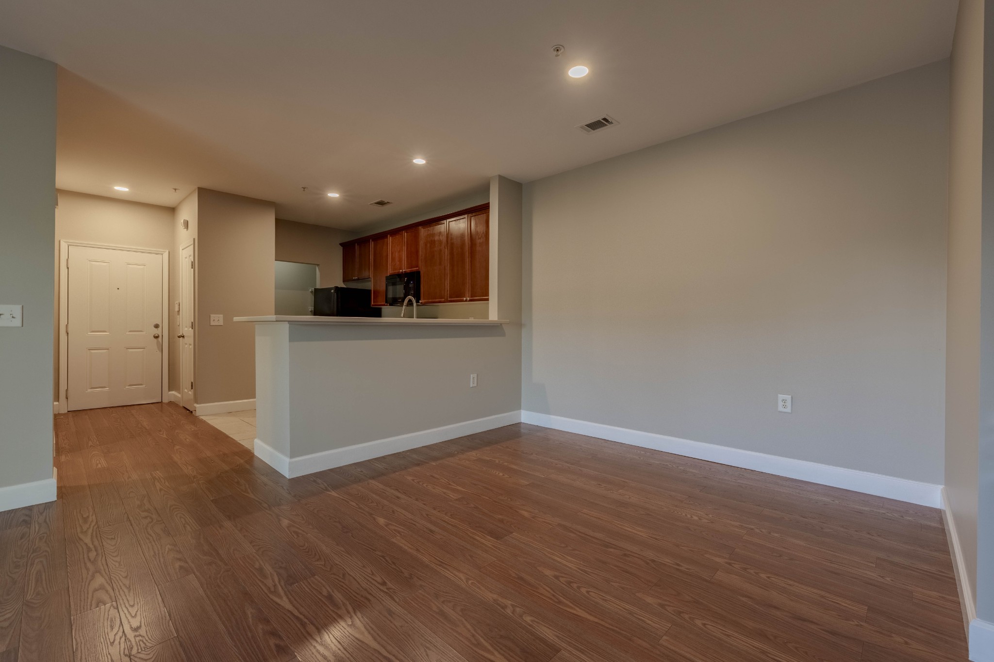 7321 Althorp Way, Unit R5 Nashville, TN 37211 - Photo 16 of 29 a view of a kitchen with a sink and a refrigerator