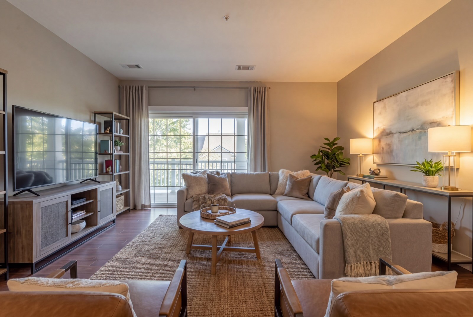 7321 Althorp Way, Unit R5 Nashville, TN 37211 - Photo 17 of 29 a living room with furniture a flat screen tv and a large window