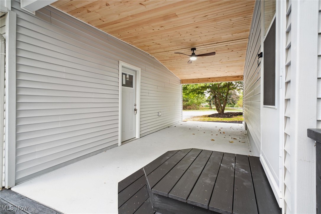 5153 Massillon Road Green, OH 44720 - Photo 30 of 36 Vaulted Breezeway