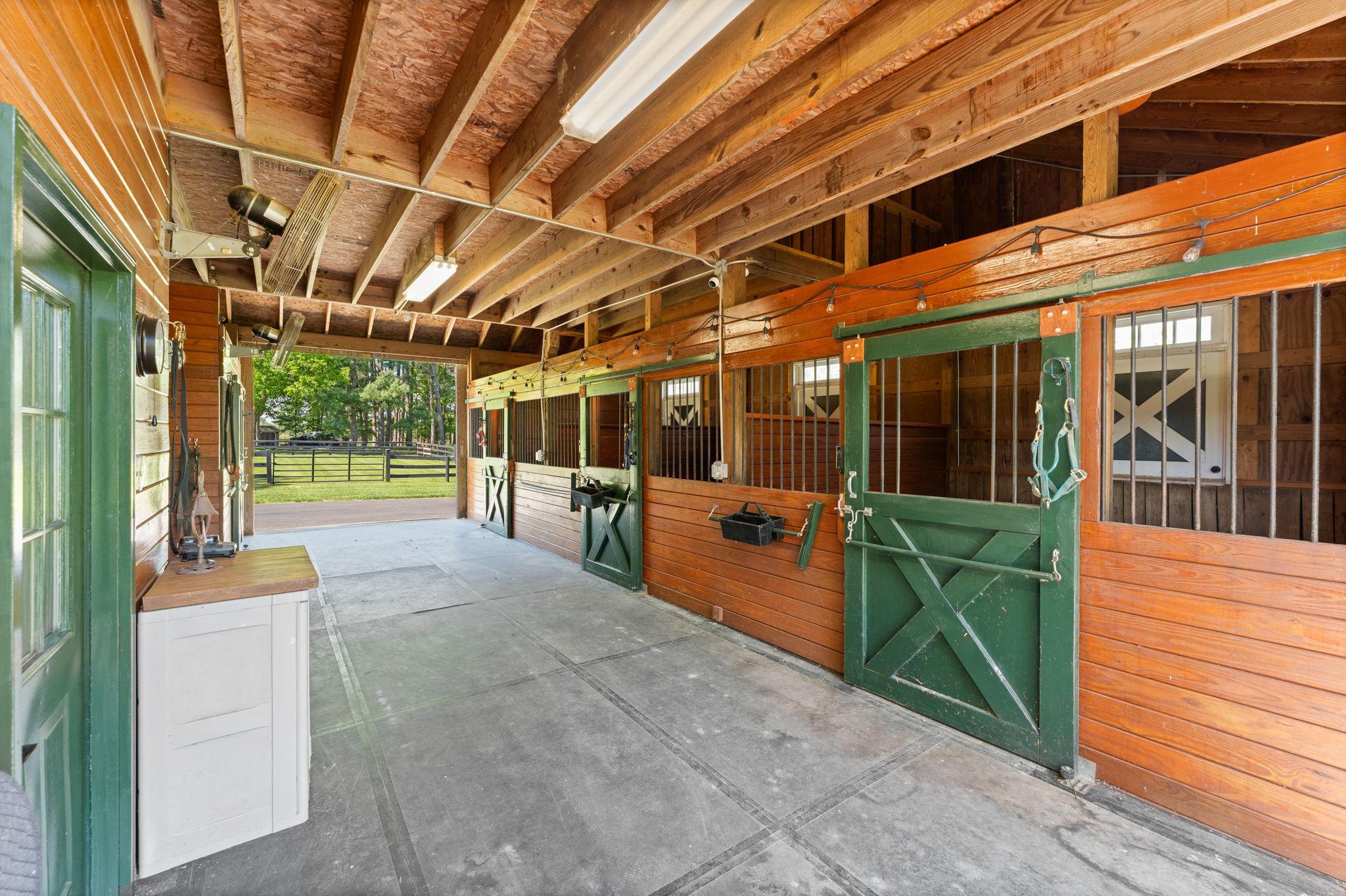 23559 Parsons Road Middleburg, VA 20117 - Photo 64 of 75 4 stalls and feed room and wash rack