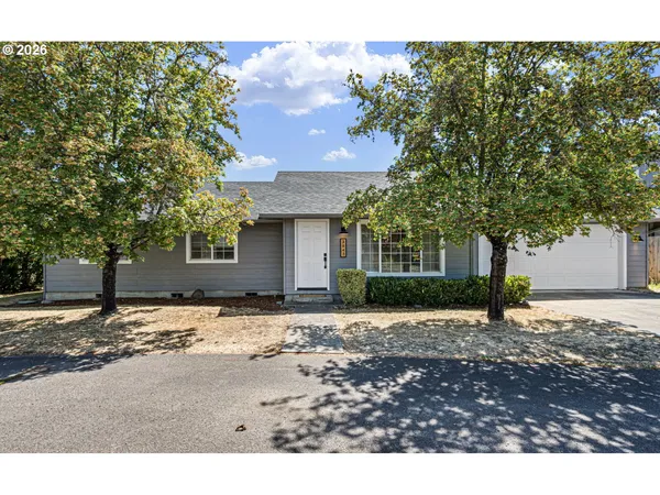 $399,900 | 3843 Souza Street, Eugene, OR 97402