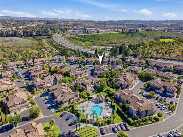 $1,250,000 | 111 Mayfair, Aliso Viejo, CA 92656