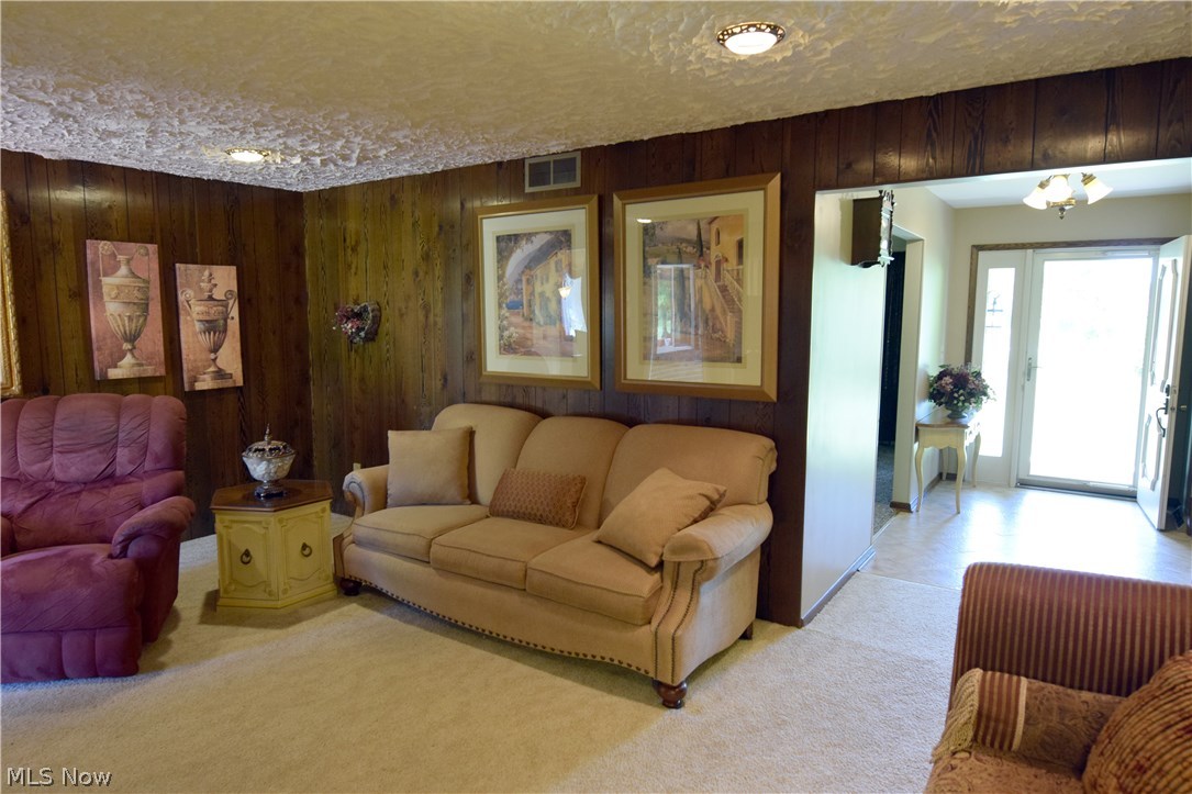 5300 Pierce Road Northwest Warren, OH 44481 - Photo 8 of 35 Gallery Image 8