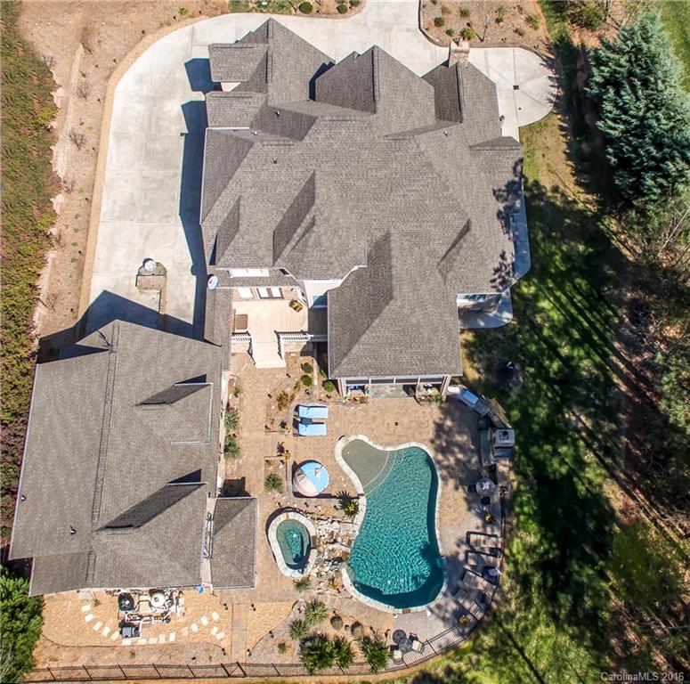 5223 Lake Wylie Road Clover, SC 29710 - Photo 5 of 24 Gallery Image 5