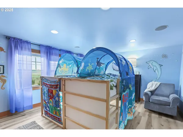 $1,585,000 | 89728 Ocean Drive, Warrenton, OR 97146