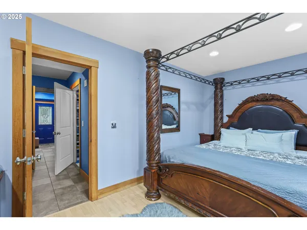 $1,585,000 | 89728 Ocean Drive, Warrenton, OR 97146