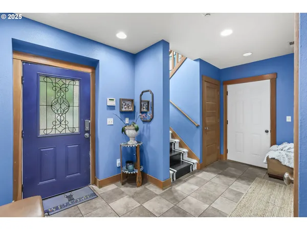 $1,585,000 | 89728 Ocean Drive, Warrenton, OR 97146