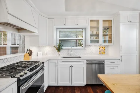 $465,000 | 7601 Dallas Drive, Austin, TX 78729