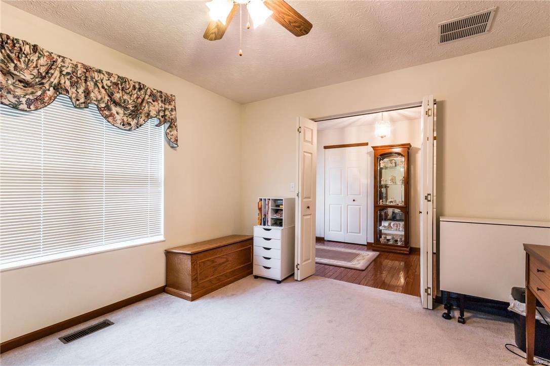306 Ditch's Run Waterloo, IL 62298 - Photo 7 of 40 Gallery Image 7