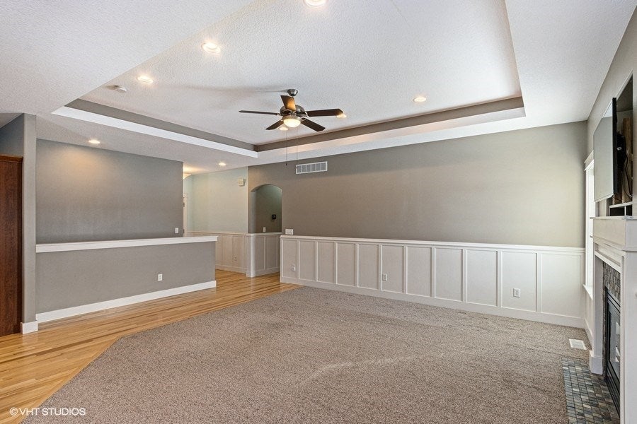 95 Lily Pond Road North Liberty, IA 52317 - Photo 3 of 19 Gallery Image 3