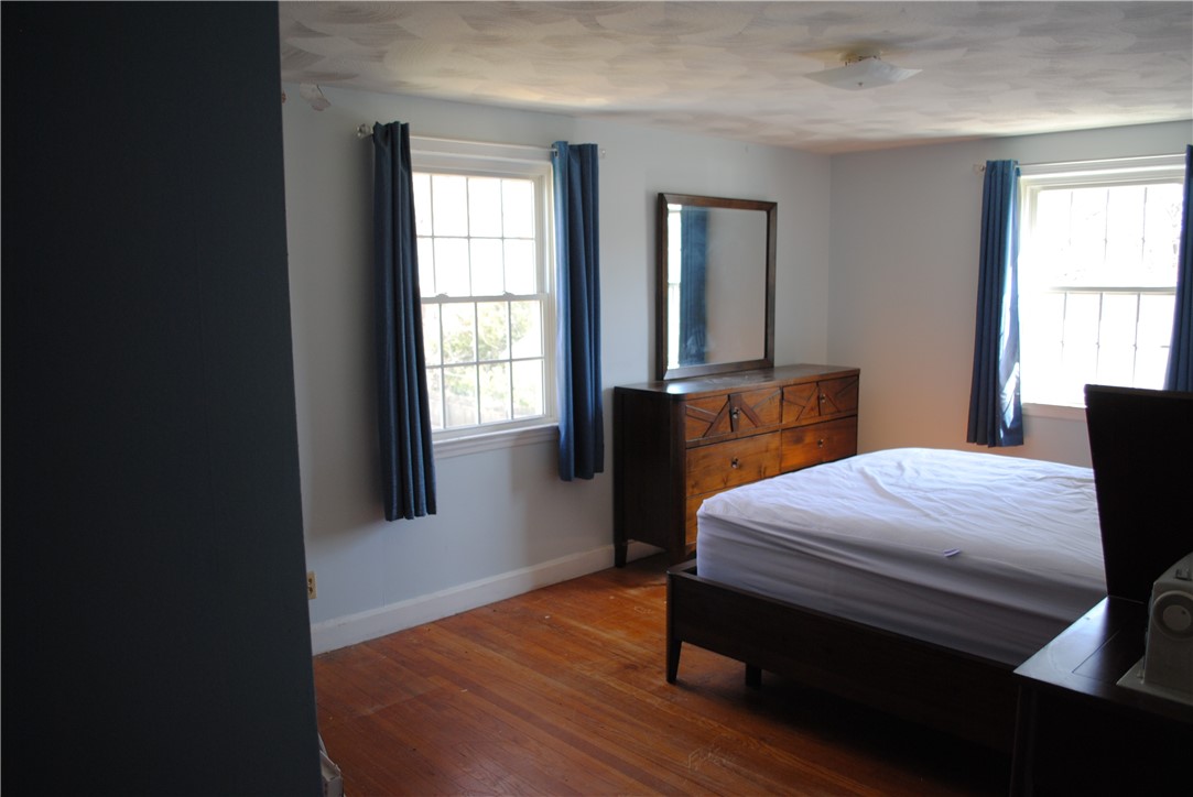 110 Kiwanee Road Warwick, RI 02888 - Photo 6 of 10