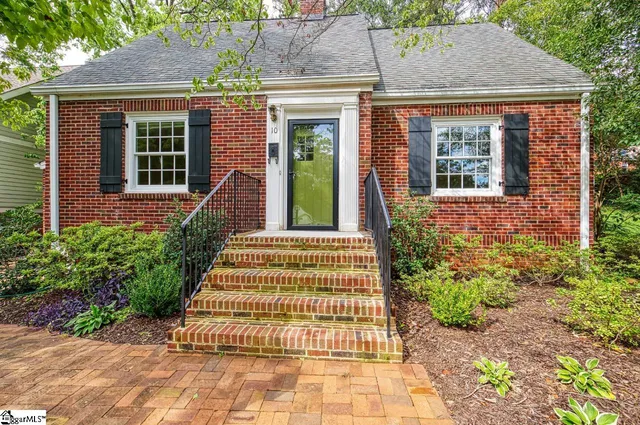$3,250 | 10 Buist Avenue, Greenville, SC 29609