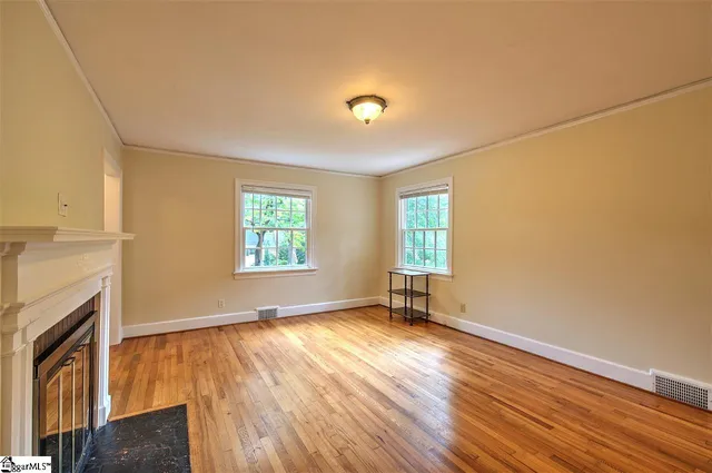 $3,250 | 10 Buist Avenue, Greenville, SC 29609