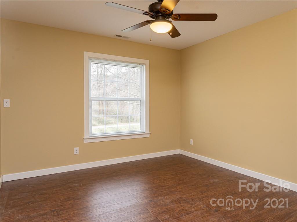 333 Gouges Branch Road Leicester, NC 28748 - Photo 33 of 48 an empty room with a window