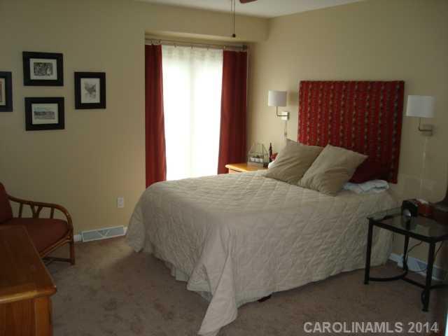 2524 Innsbrook Road Charlotte, NC 28226 - Photo 11 of 16 Gallery Image 11