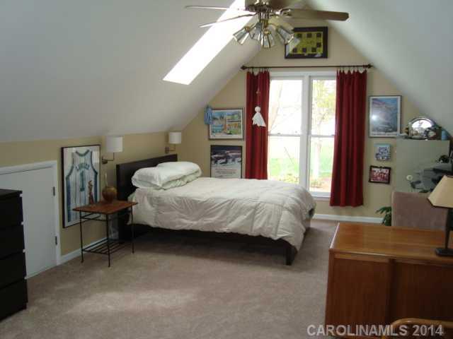 2524 Innsbrook Road Charlotte, NC 28226 - Photo 14 of 16 Gallery Image 14
