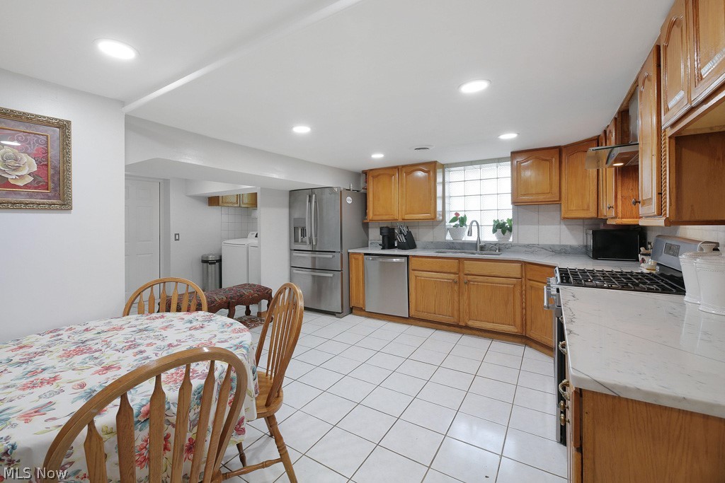 27320 Cannon Road Solon, OH 44139 - Photo 7 of 35 Gallery Image 7
