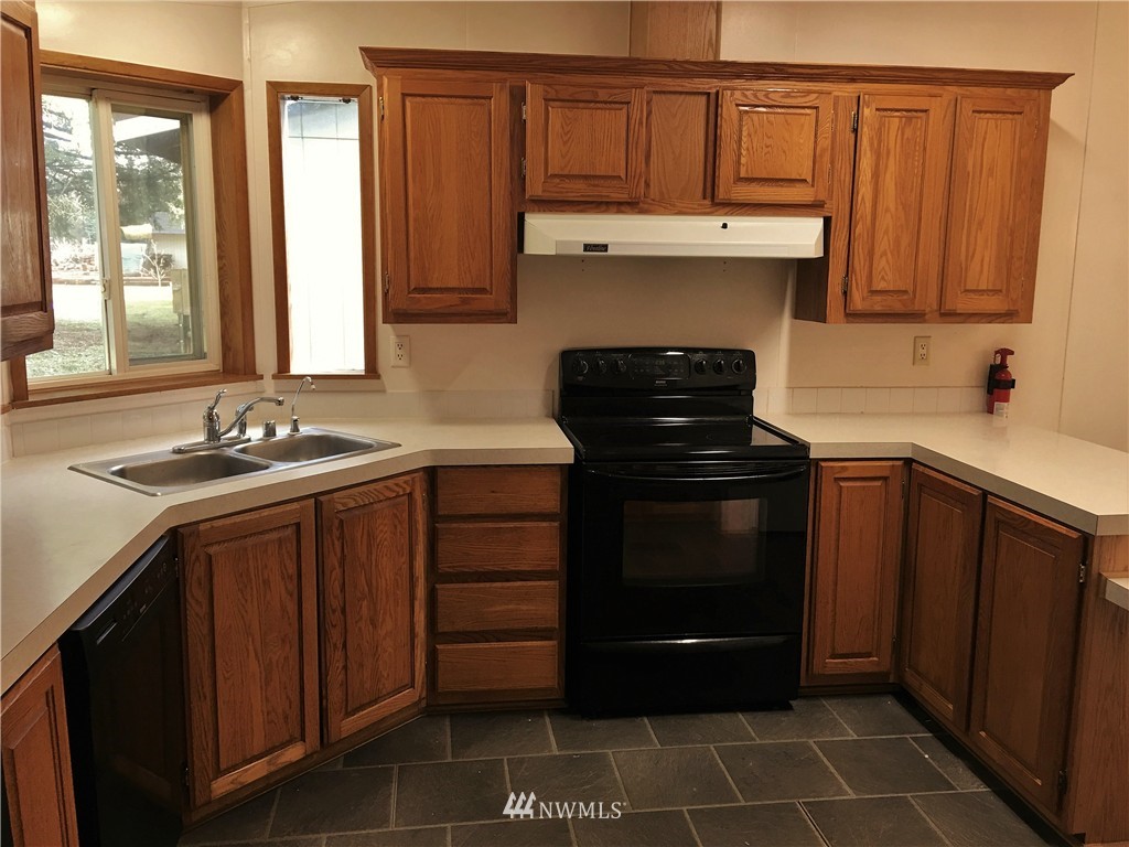 18706 Joselyn Road Southwest Rochester, WA 98579 - Photo 15 of 24