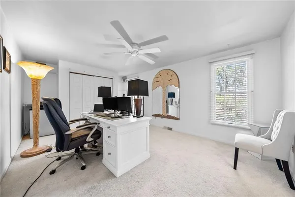 $32,300 | 302 Kingsberry Circle, Pittsburgh, PA 15234